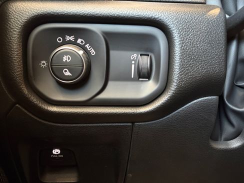 New 2026 RAM 1500 Express AWD/4WD image 27