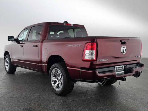 Used 2022 RAM 1500 Big Horn AWD/4WD image 5