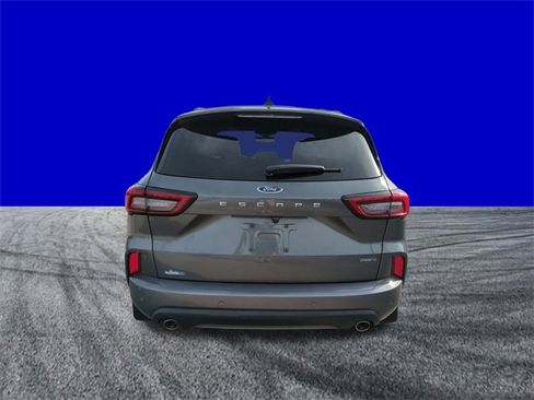 Certified 2023 Ford Escape ST-Line Elite image 5