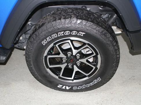 Used 2024 Jeep Wrangler Sport AWD/4WD image 11