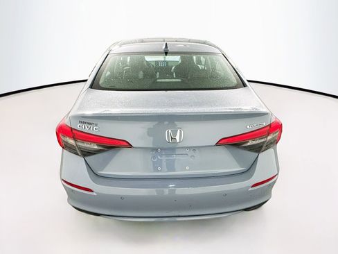 Used 2023 Honda Civic Touring image 6