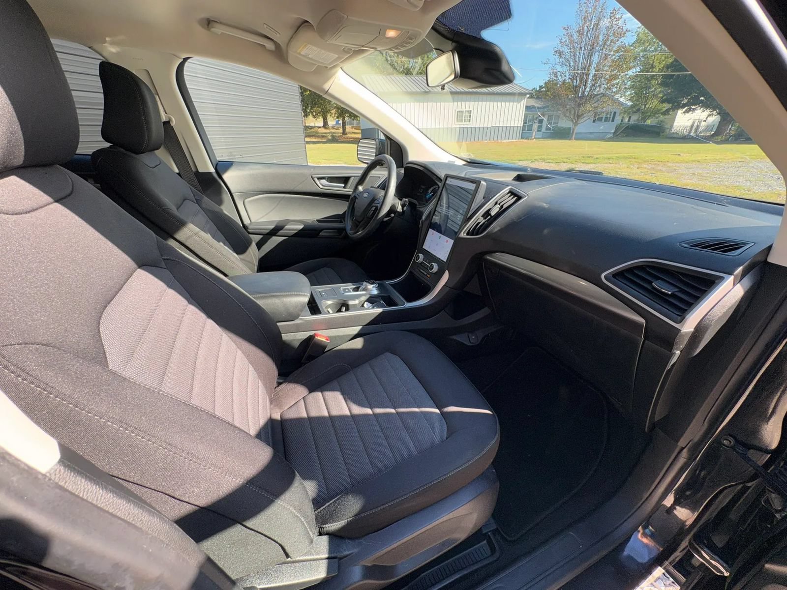 Used 2022 Ford Edge SE w/ Black Appearance Package AWD/4WD image 10