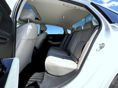 Used 2024 Honda Accord Touring image 19