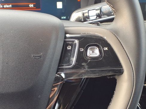 Used 2026 Lincoln Corsair Premiere image 10