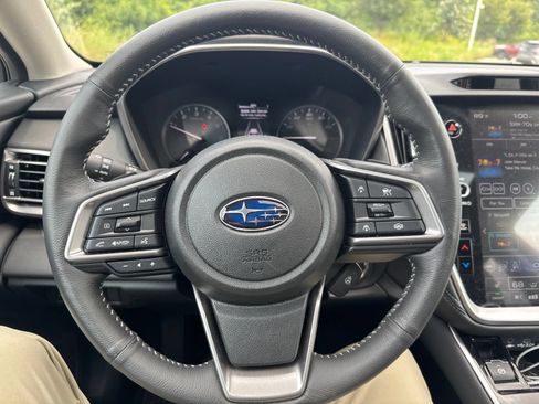 Certified 2025 Subaru Outback Limited AWD/4WD image 22