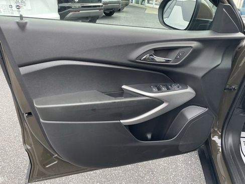 Certified 2024 Chevrolet Trax LS w/ LS Convenience Package image 26