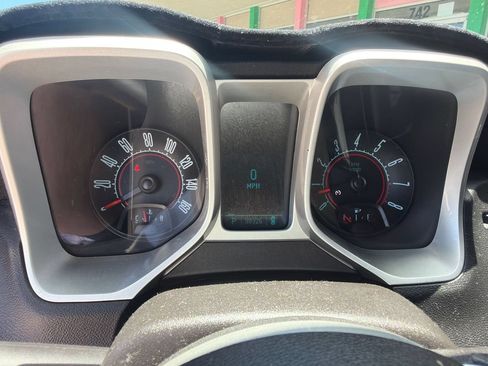 Used 2010 Chevrolet Camaro LT RWD image 17