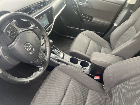 Used 2017 Toyota Corolla iM w/ All-Weather Mat Package FWD image 4