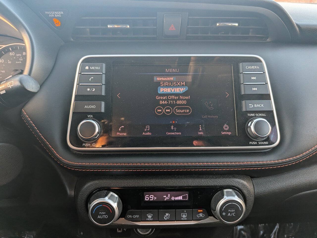 Used 2018 Nissan Kicks SR w/ Exterior Electronics Package FWD image 31
