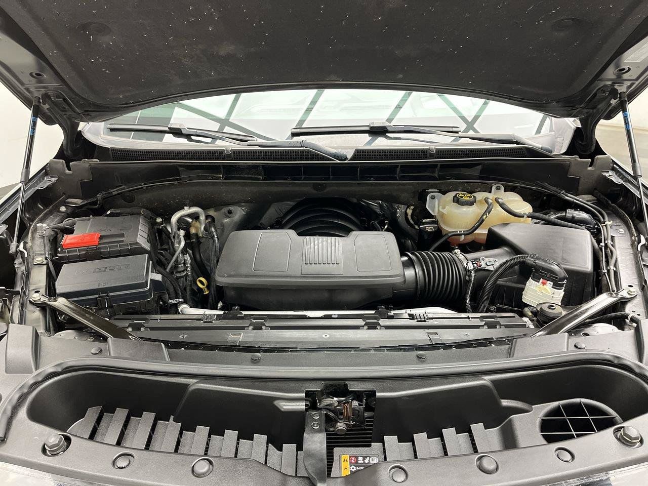 Used 2023 GMC Yukon XL Denali AWD/4WD image 33