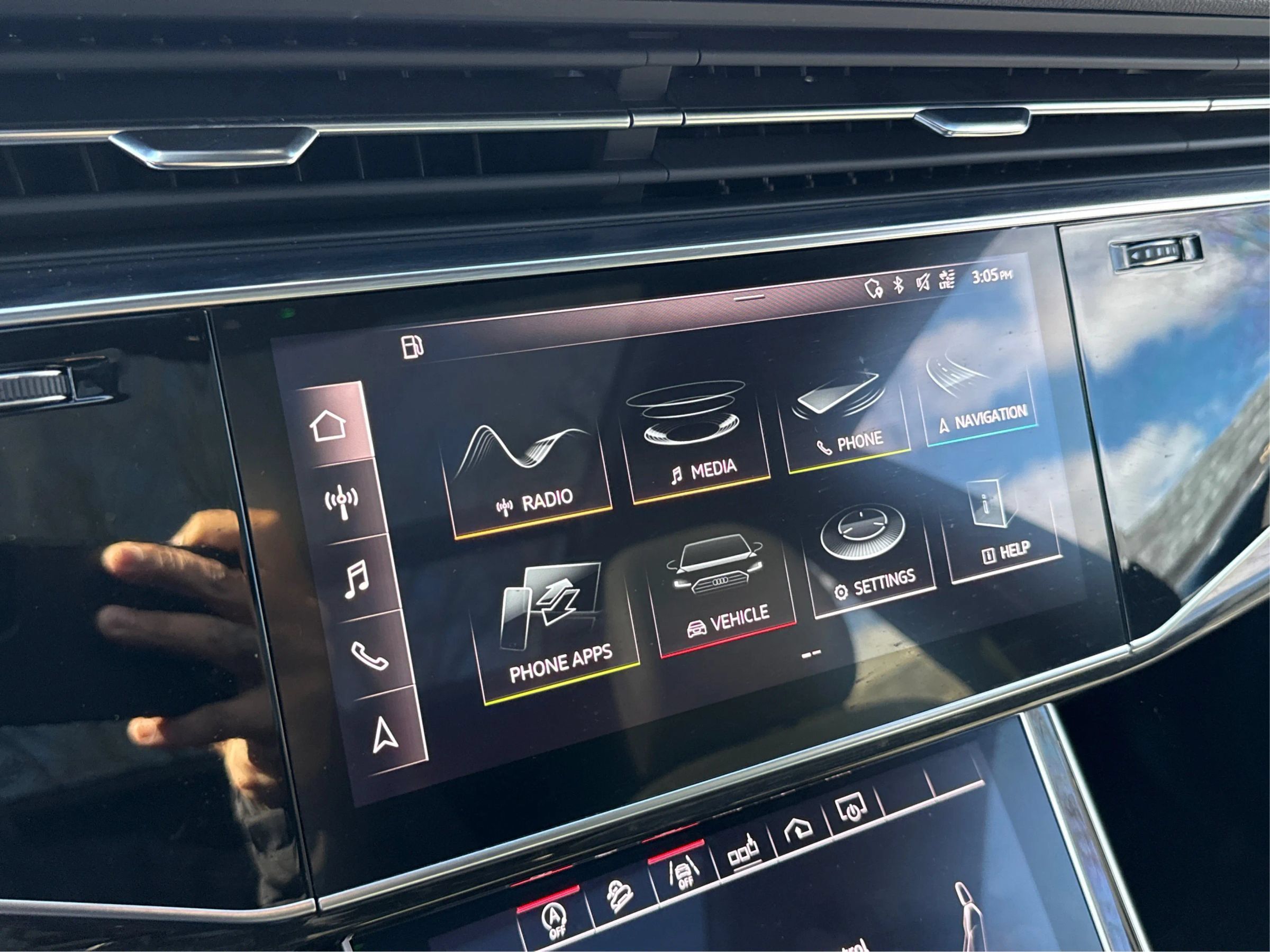 Used 2019 Audi Q8 Premium Plus AWD/4WD image 13