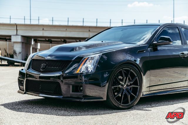 Used 2014 Cadillac CTS V RWD image 41
