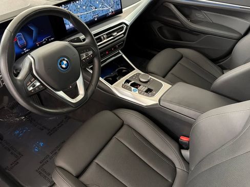 Used 2023 BMW i4 eDrive35 w/ Premium Package RWD image 11