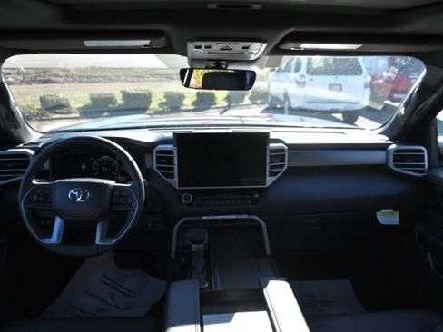 Used 2025 Toyota Sequoia SR5 image 10