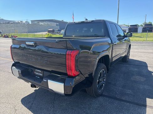 Used 2026 Toyota Tundra Limited AWD/4WD image 8