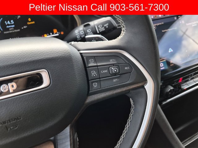 Used 2023 Jeep Grand Cherokee Limited RWD image 31