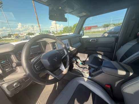 Used 2024 Ford Bronco Black Diamond AWD/4WD image 14