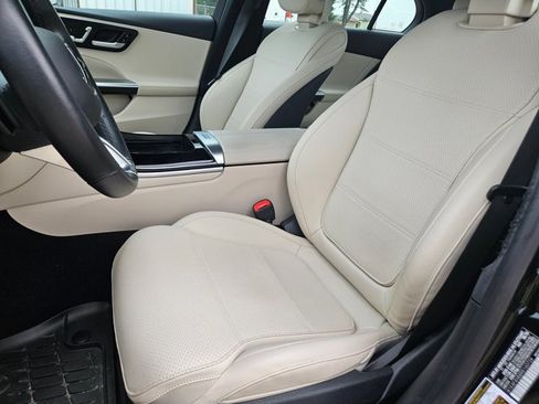 Used 2024 Mercedes-Benz C 300 4MATIC Sedan image 12