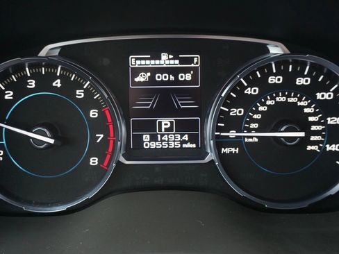 Used 2017 Subaru Forester 2.5i Limited AWD/4WD image 38