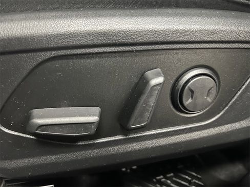 Used 2024 Hyundai Tucson Limited image 11