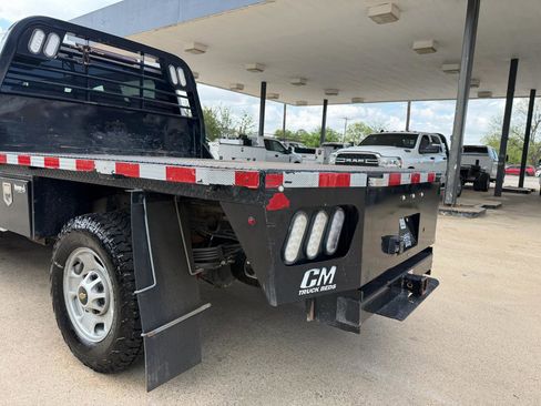Used 2024 Chevrolet Silverado 2500 LT w/ Convenience Package image 12