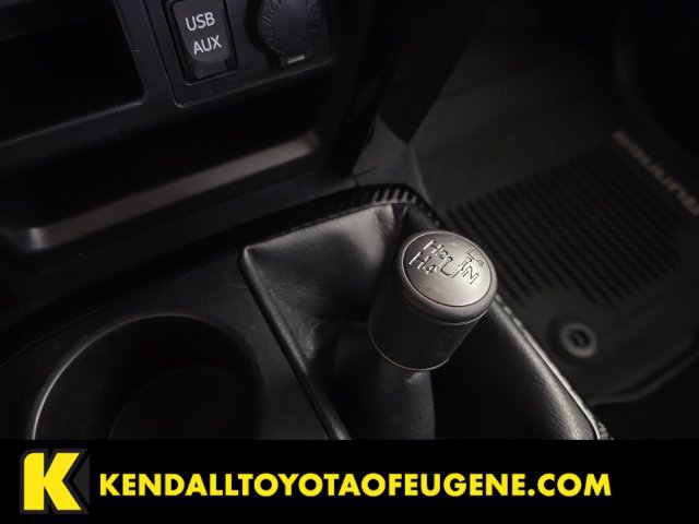 Used 2017 Toyota 4Runner TRD Off-Road Premium AWD/4WD image 22