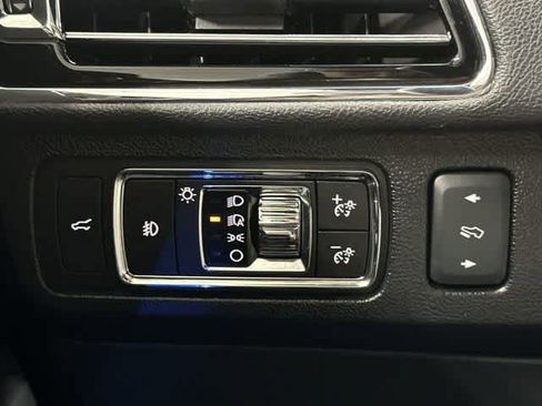 Used 2024 Lincoln Navigator Reserve image 19