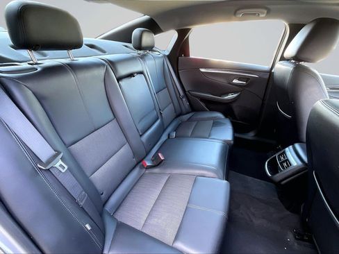 Used 2020 Chevrolet Impala LT FWD image 27