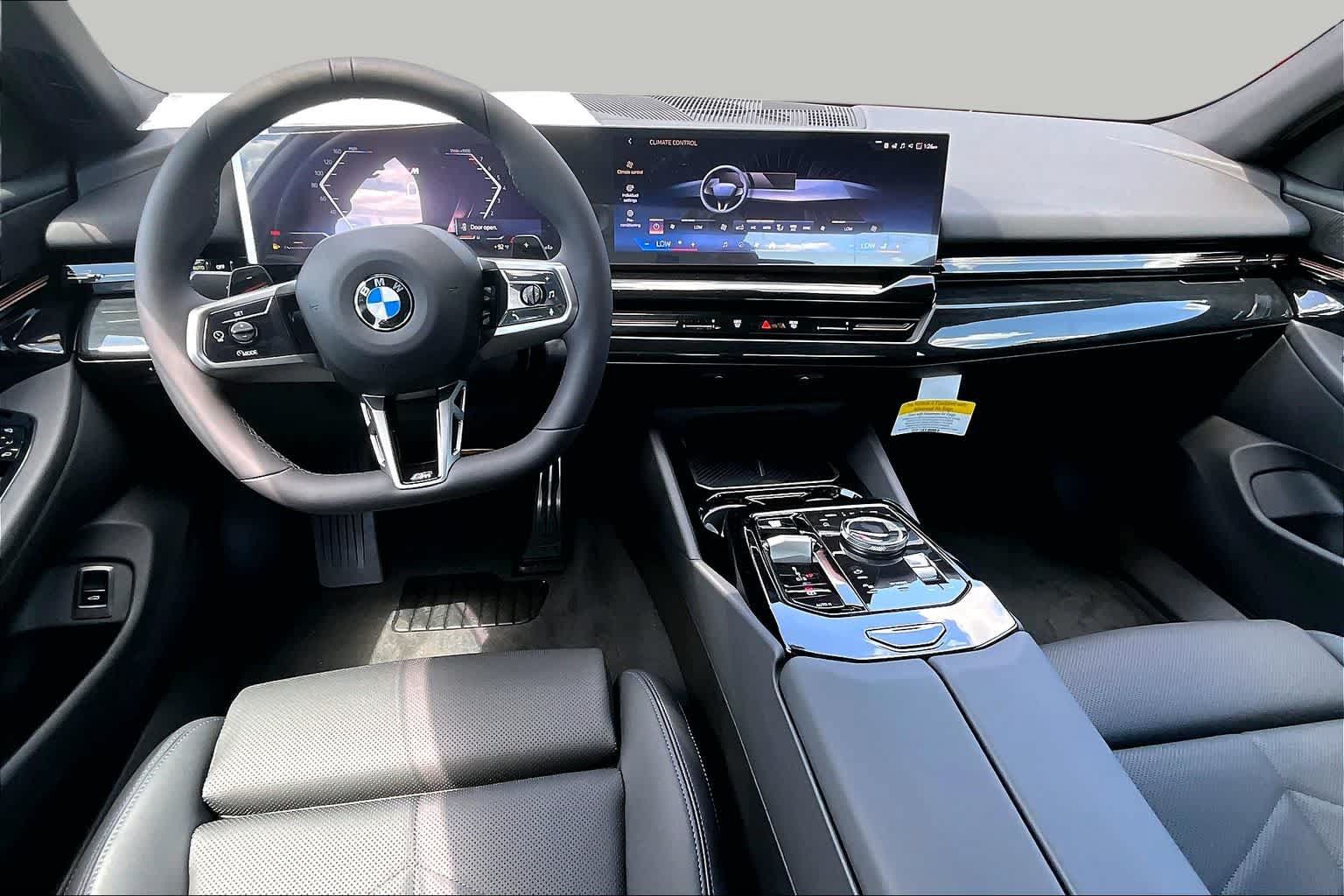 Used 2026 BMW 530i xDrive w/ M Sport Package AWD/4WD image 5
