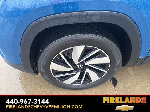 Used 2025 Volkswagen Atlas SE image 56