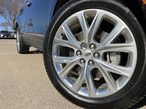 Used 2020 Cadillac XT5 Premium Luxury image 7