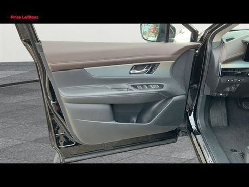 New 2026 Nissan Murano Platinum w/ Cargo Package AWD/4WD image 42
