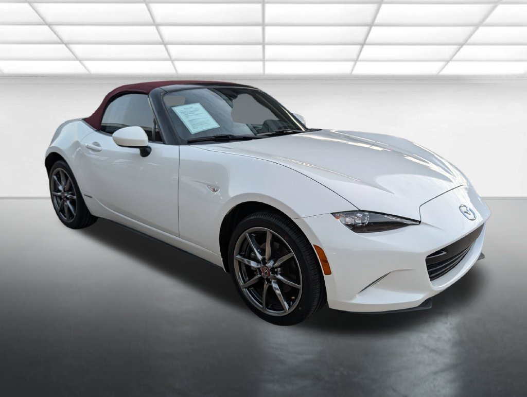 Used 2020 MAZDA MX-5 Miata 100th Anniversary RWD image 1