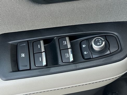 New 2026 Subaru Forester Premium AWD/4WD image 11