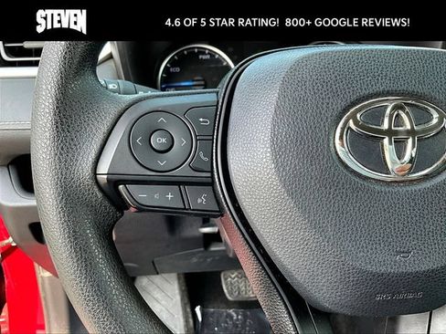 Used 2020 Toyota RAV4 XLE w/ Carpet Mat Package AWD/4WD image 12