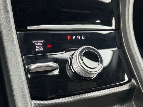 Used 2024 Jeep Grand Cherokee L Limited AWD/4WD image 22