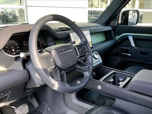 Used 2023 Land Rover Defender 110 75th Limited Edition image 14