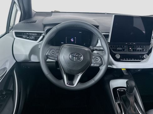 Used 2025 Toyota Corolla FX w/ Convenience Package FWD image 17