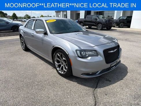 Used 2018 Chrysler 300 S w/ 300S Premium Group RWD image 15