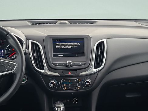 Used 2019 Chevrolet Equinox LT AWD/4WD image 17