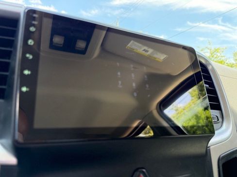 Used 2017 RAM 2500 SLT image 21