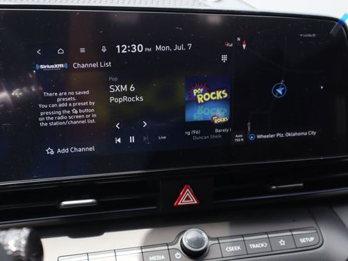 New 2025 Hyundai Elantra SEL FWD image 12