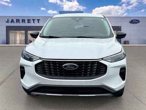 Certified 2024 Ford Escape Active w/ Tech Pack #1 FWD image 2