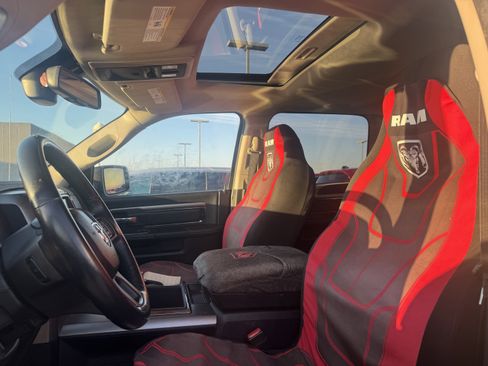 Used 2014 RAM 1500 Sport w/ Sport Premium Group image 9