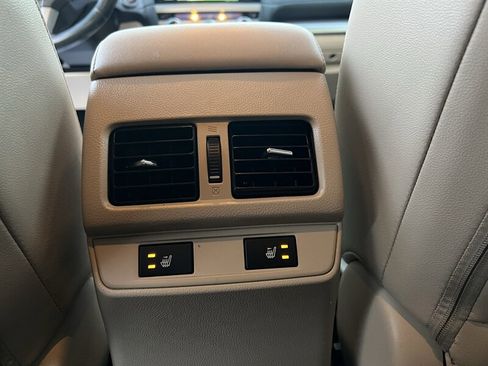 Used 2016 Subaru Outback 2.5i Limited image 24