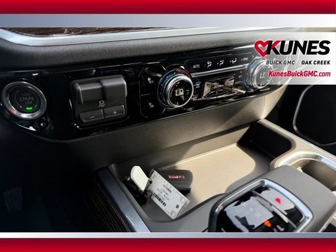 New 2026 GMC Sierra 1500 Elevation w/ Elevation Premium Package AWD/4WD image 21