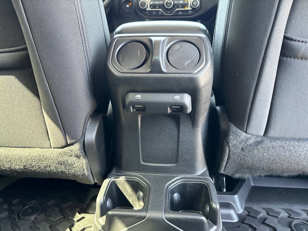 Used 2022 Jeep Wrangler Unlimited Sport AWD/4WD image 22