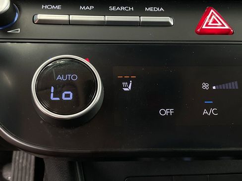 Used 2025 Hyundai Sonata SEL FWD image 26