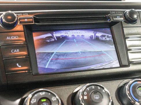 Used 2014 Toyota RAV4 LE FWD image 23