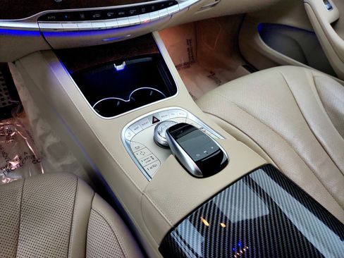 Used 2017 Mercedes-Benz S 550 Sedan image 16